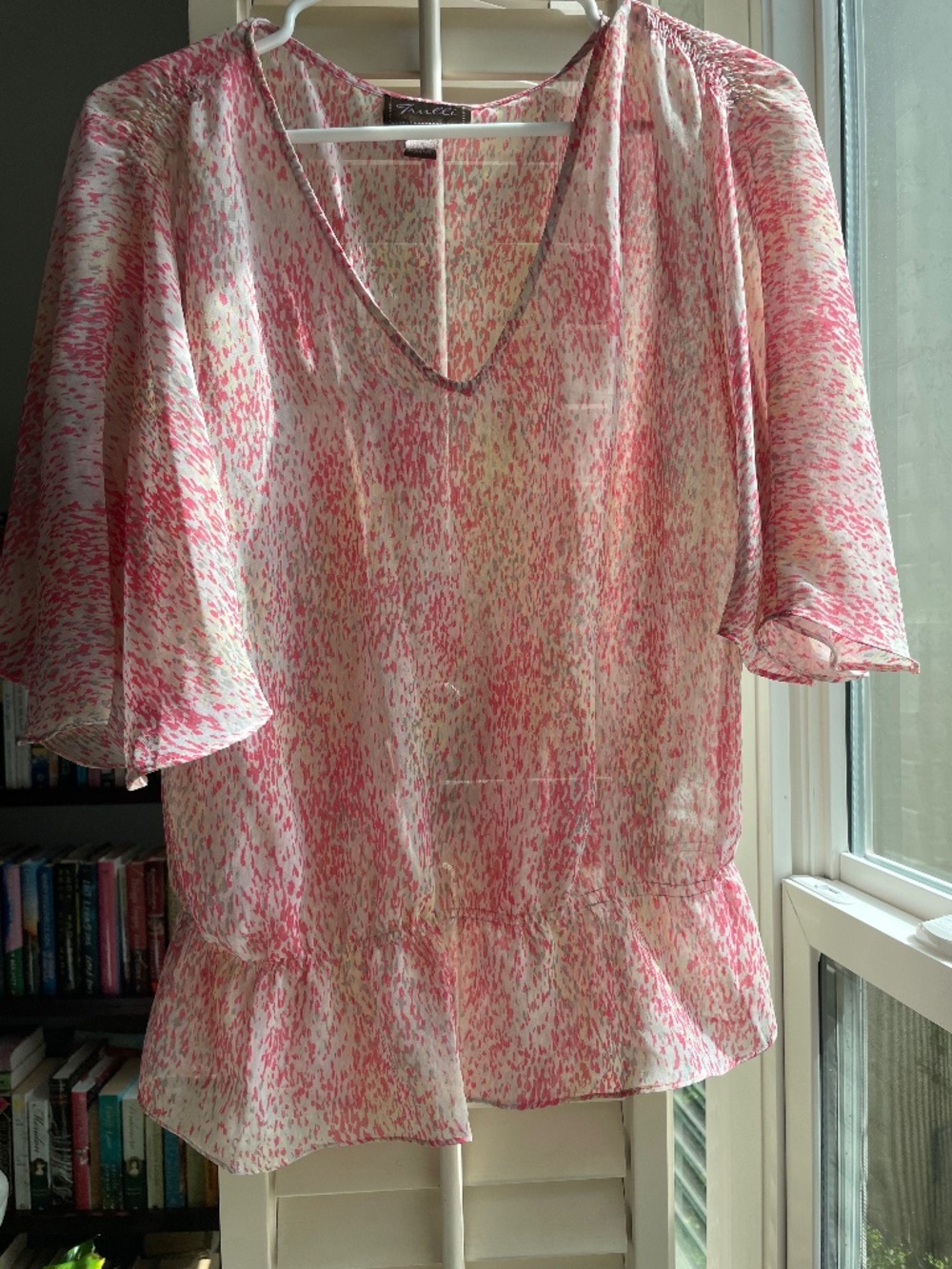 Trulli Pinkish gray blouse vintage